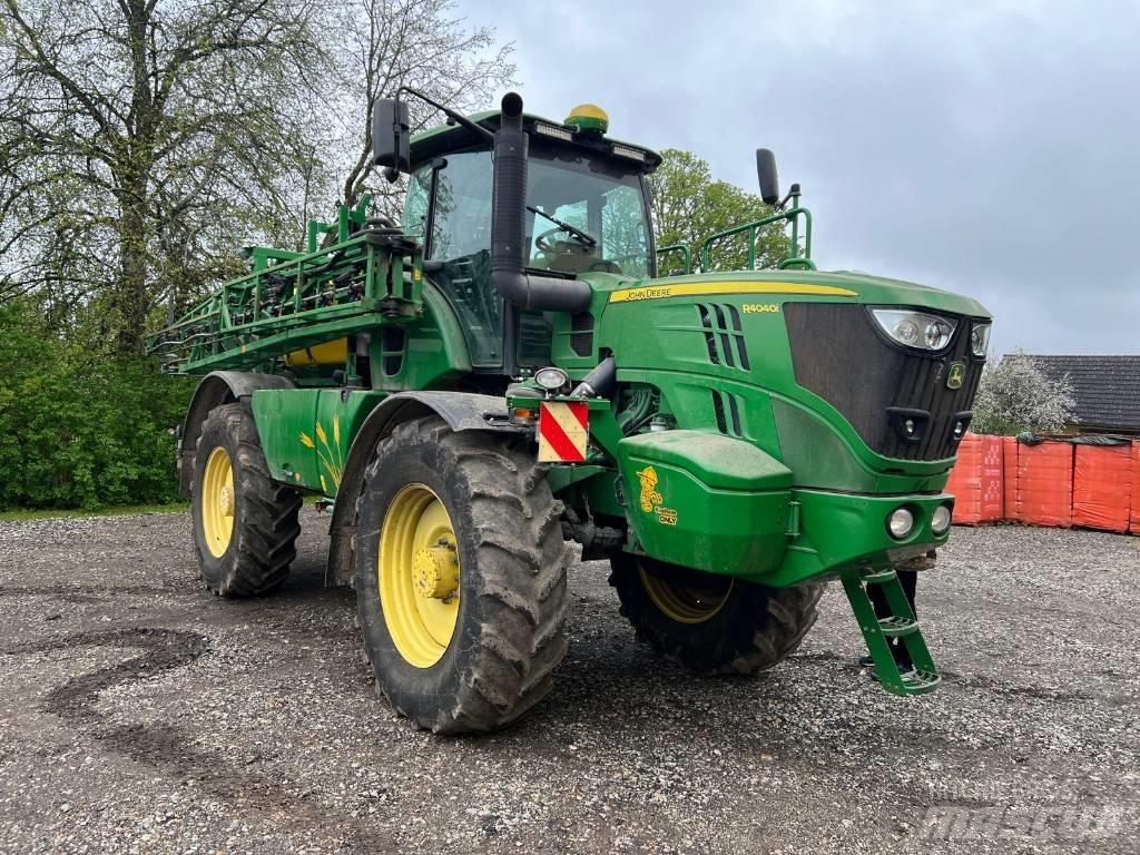 John Deere R4040i Önjáró trágyaszórók