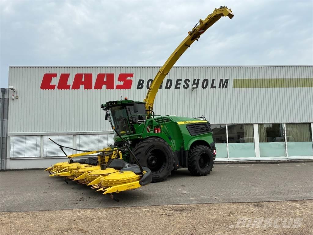 John Deere 9700i Szecskázók