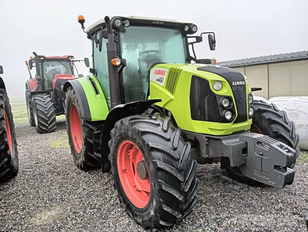CLAAS Arion 440 Traktorok