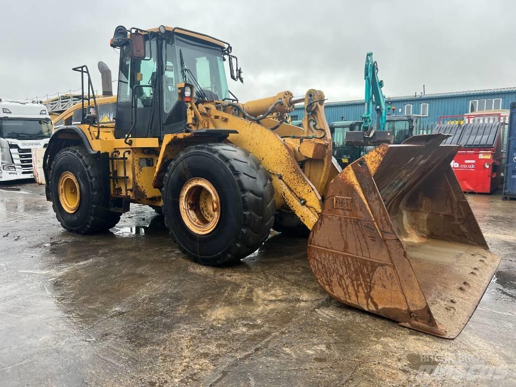 CAT 972 H Gumikerekes homlokrakodók