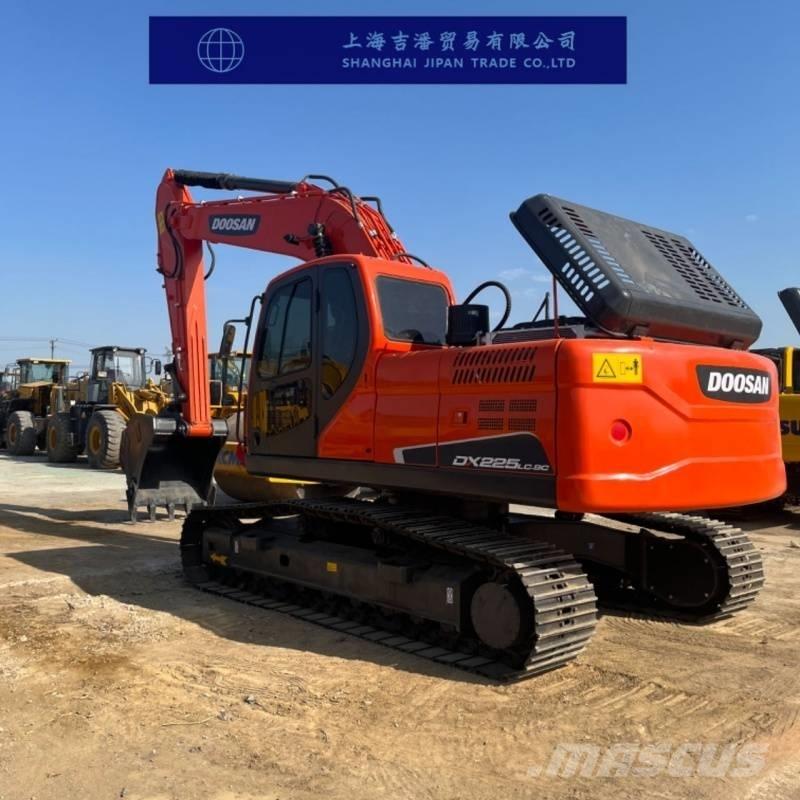 Doosan DX 225 Lánctalpas kotrók