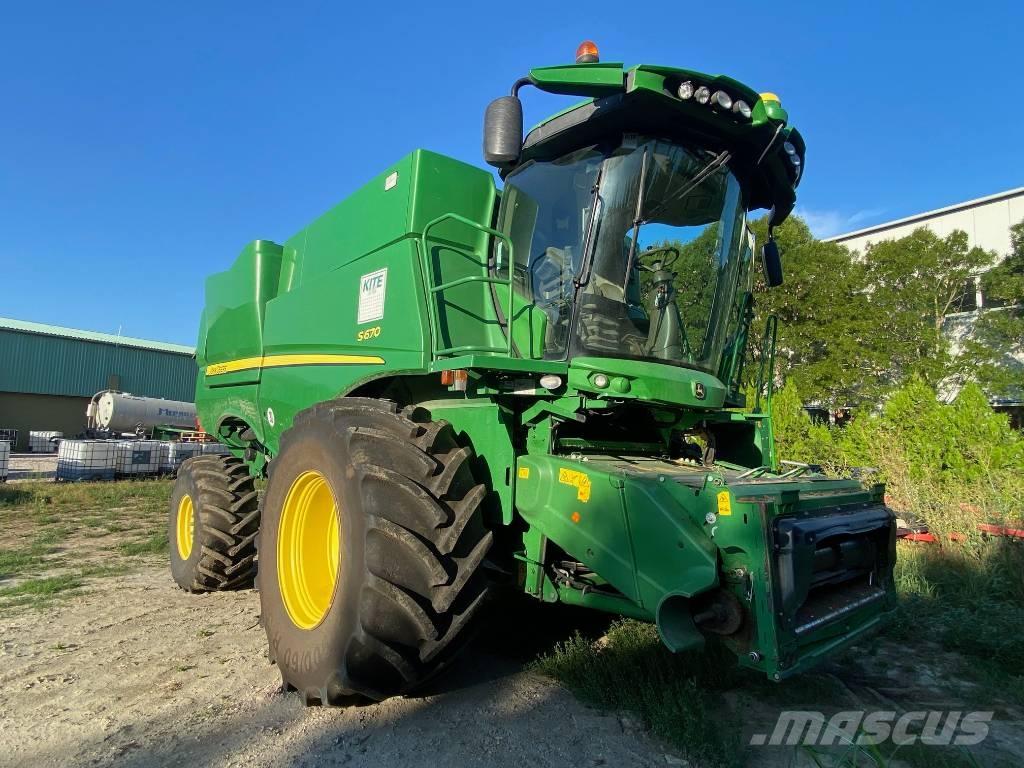 John Deere S 670 i Kombájnok