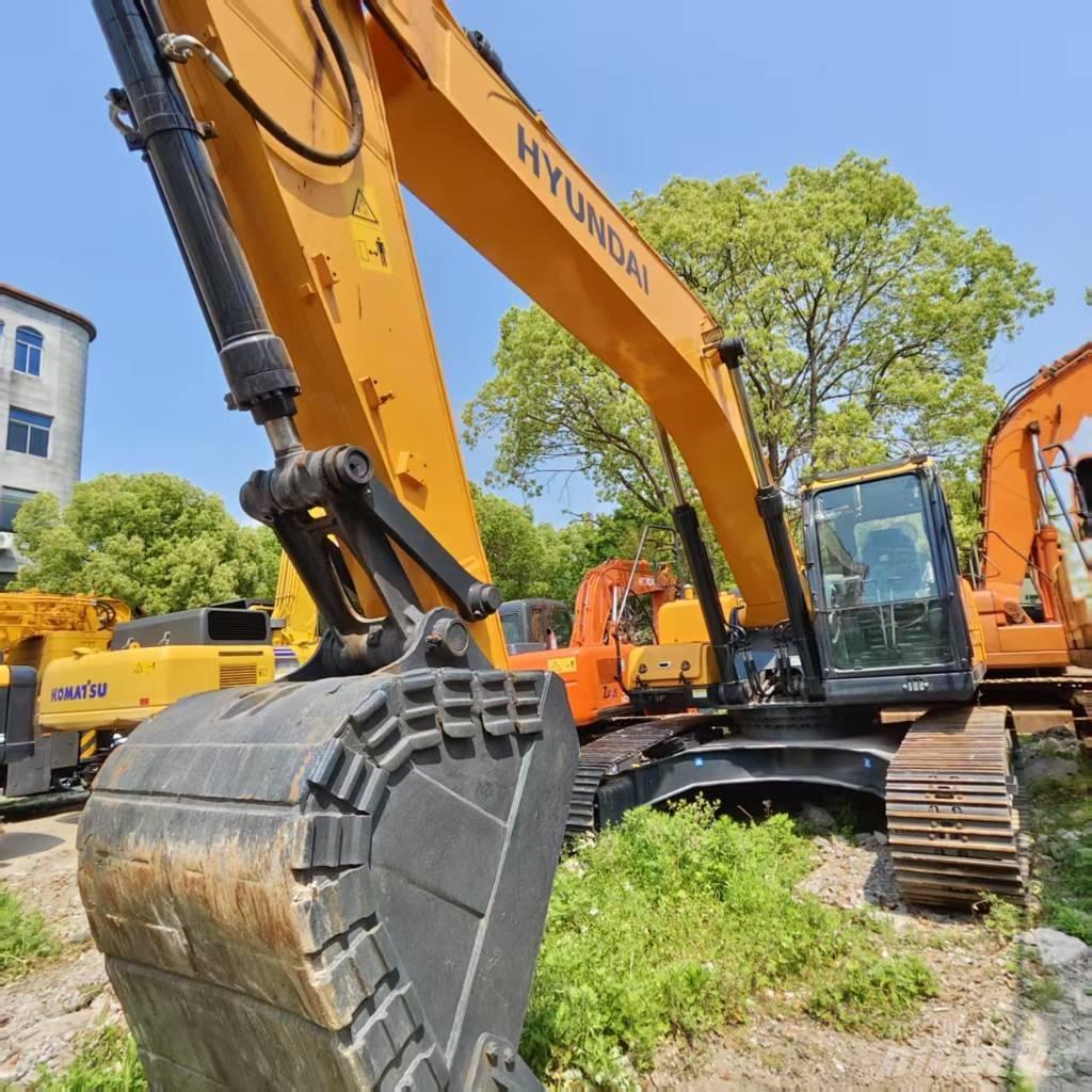 Hyundai Robex 300 LC Lánctalpas kotrók