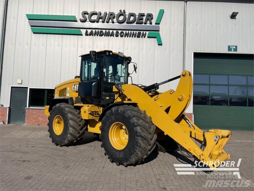 CAT 926 M AGRAR Gumikerekes homlokrakodók