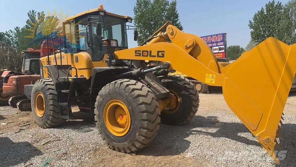 SDLG LG 956 L Gumikerekes homlokrakodók