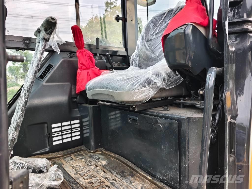 Komatsu PC 55 MR Mini kotrók < 7t