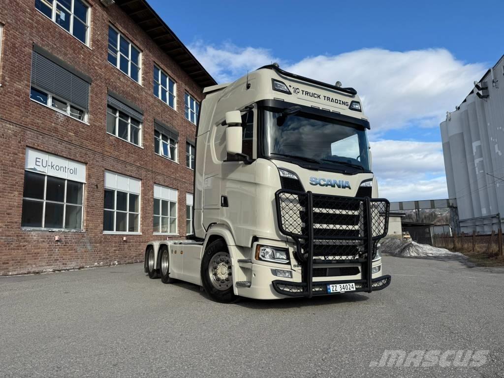 Scania S 590 Nyergesvontatók