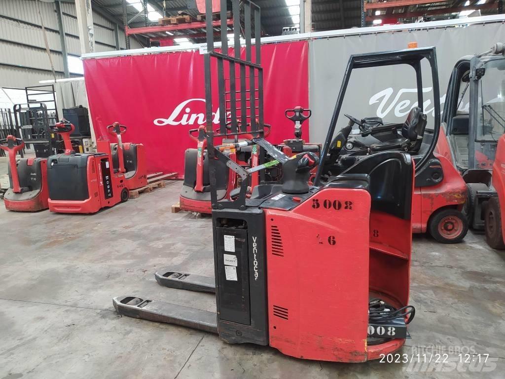 Linde T20 SP Vezetőállásos alacsony emelőkocsi