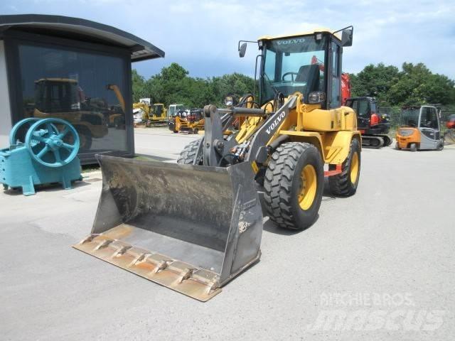 Volvo L30 GS Gumikerekes homlokrakodók