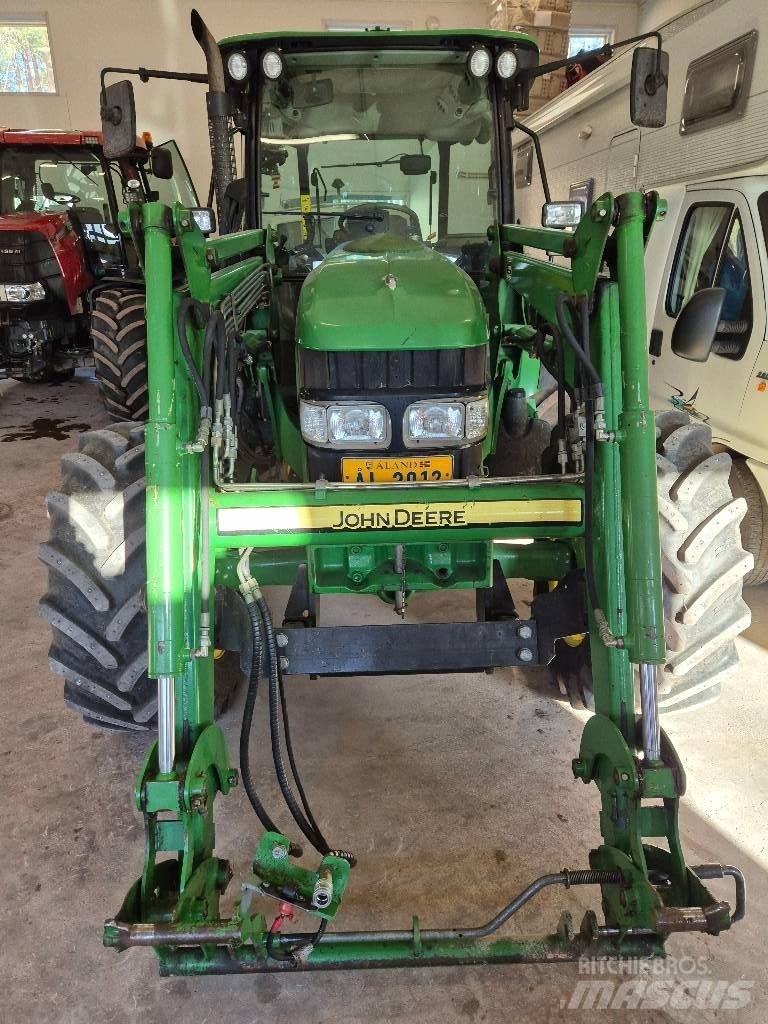 John Deere 5100R Traktorok