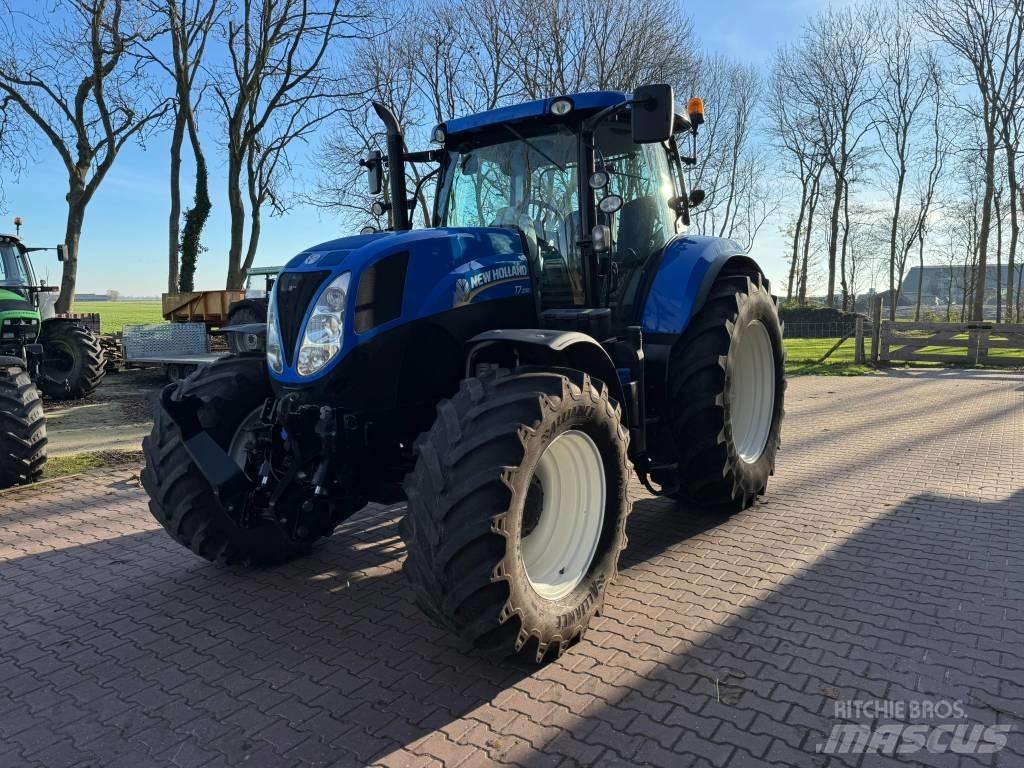 New Holland T7.200 Traktorok