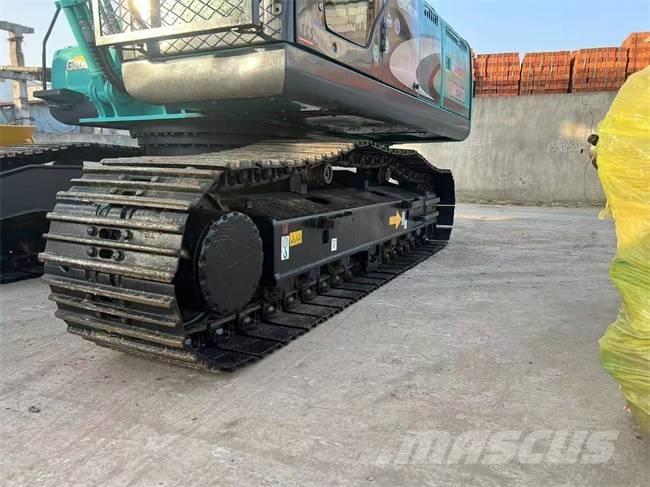 Kobelco SK 200 Lánctalpas kotrók
