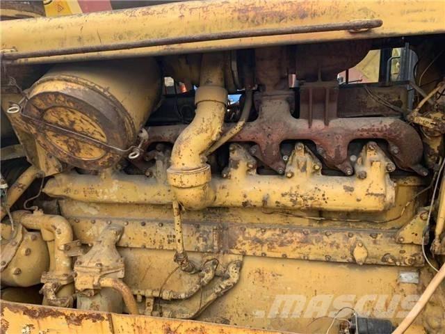 CAT D 8 K lánctalpas dózerek