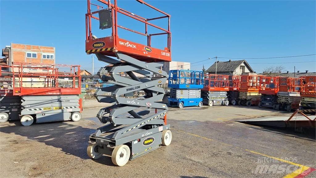 SkyJack SJIII3226 Ollós emelők