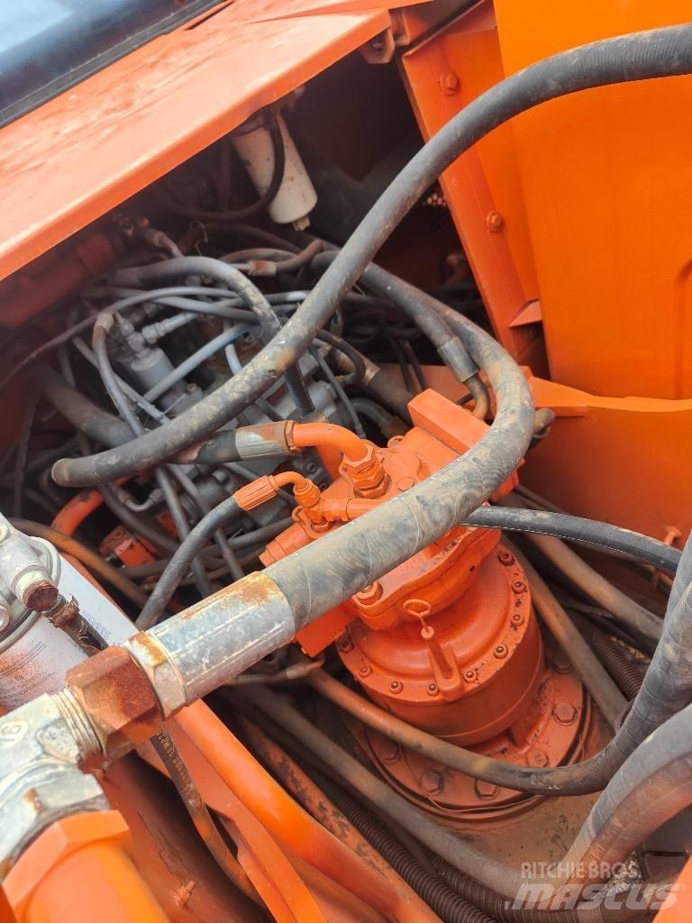 Doosan 220 LC-7 Lánctalpas kotrók
