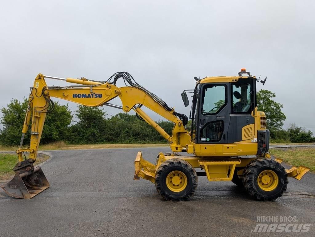 Komatsu PW 98 MR-8 Gumikerekes kotrók