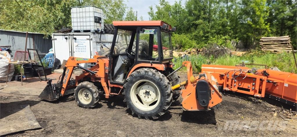 Kubota GT26 Kompakt traktorok
