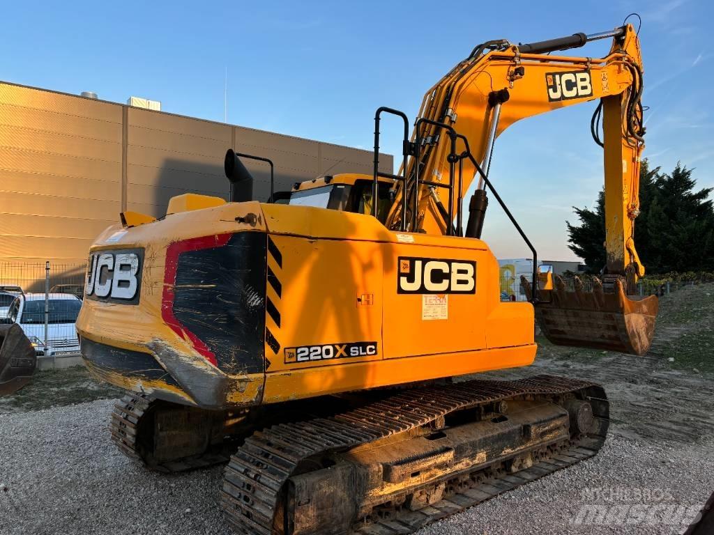 JCB 220 Lánctalpas kotrók