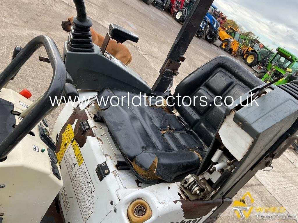 Bobcat E 10 Mini kotrók < 7t