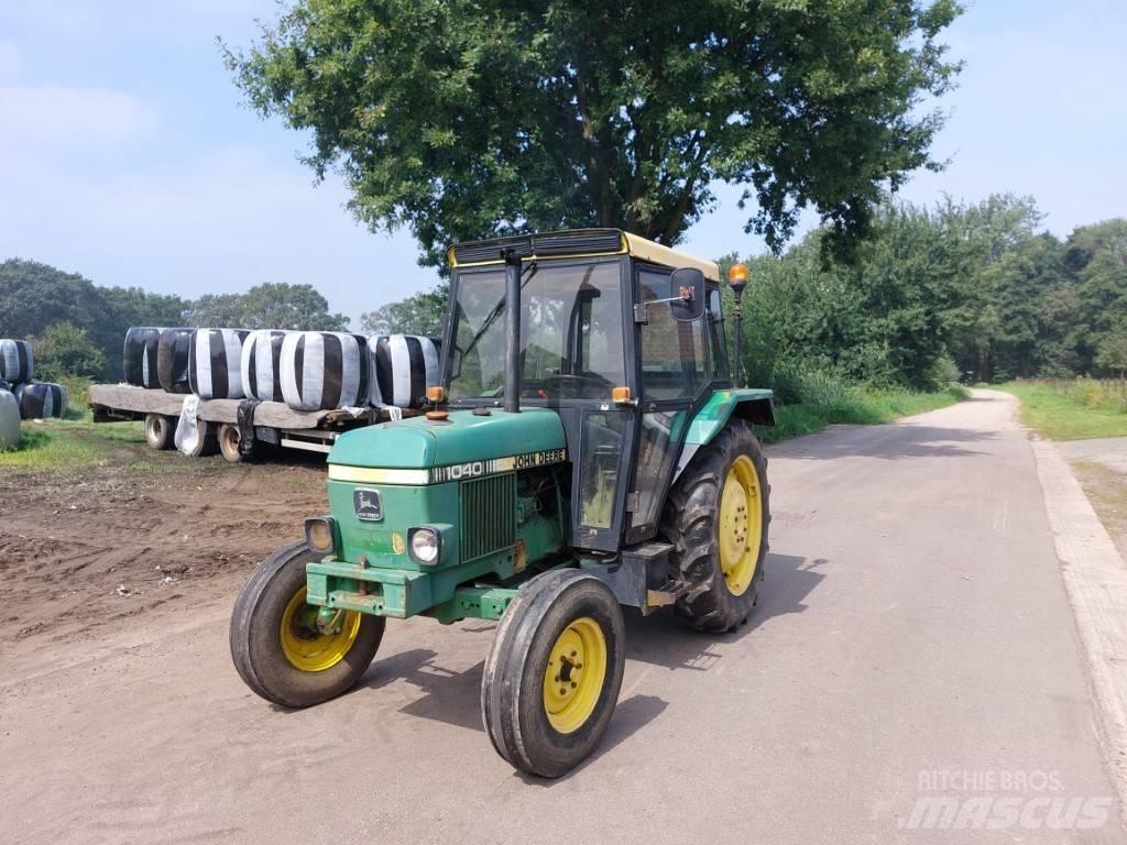 John Deere 1040 Traktorok