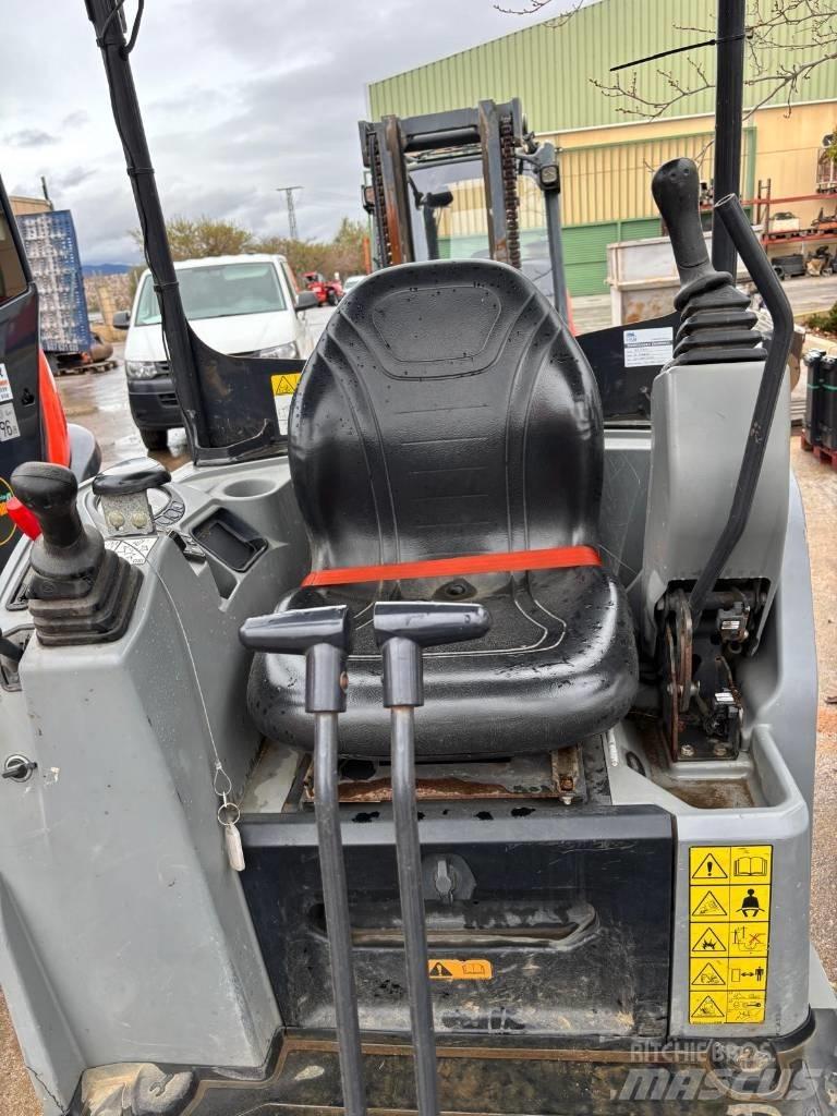 Bobcat E 17 Mini kotrók < 7t