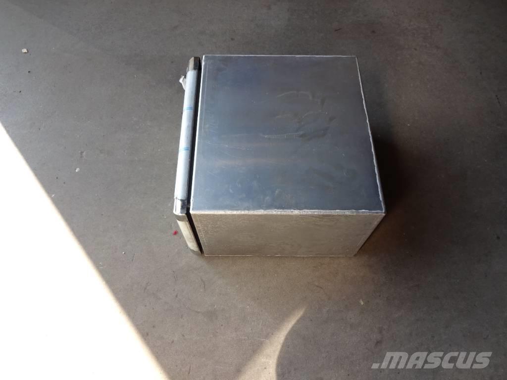  Krima Låda 50x50x30 Haszonjárművek - Egyéb