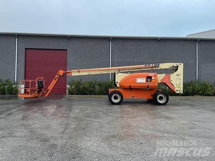 JLG 800AJ Karos emelők