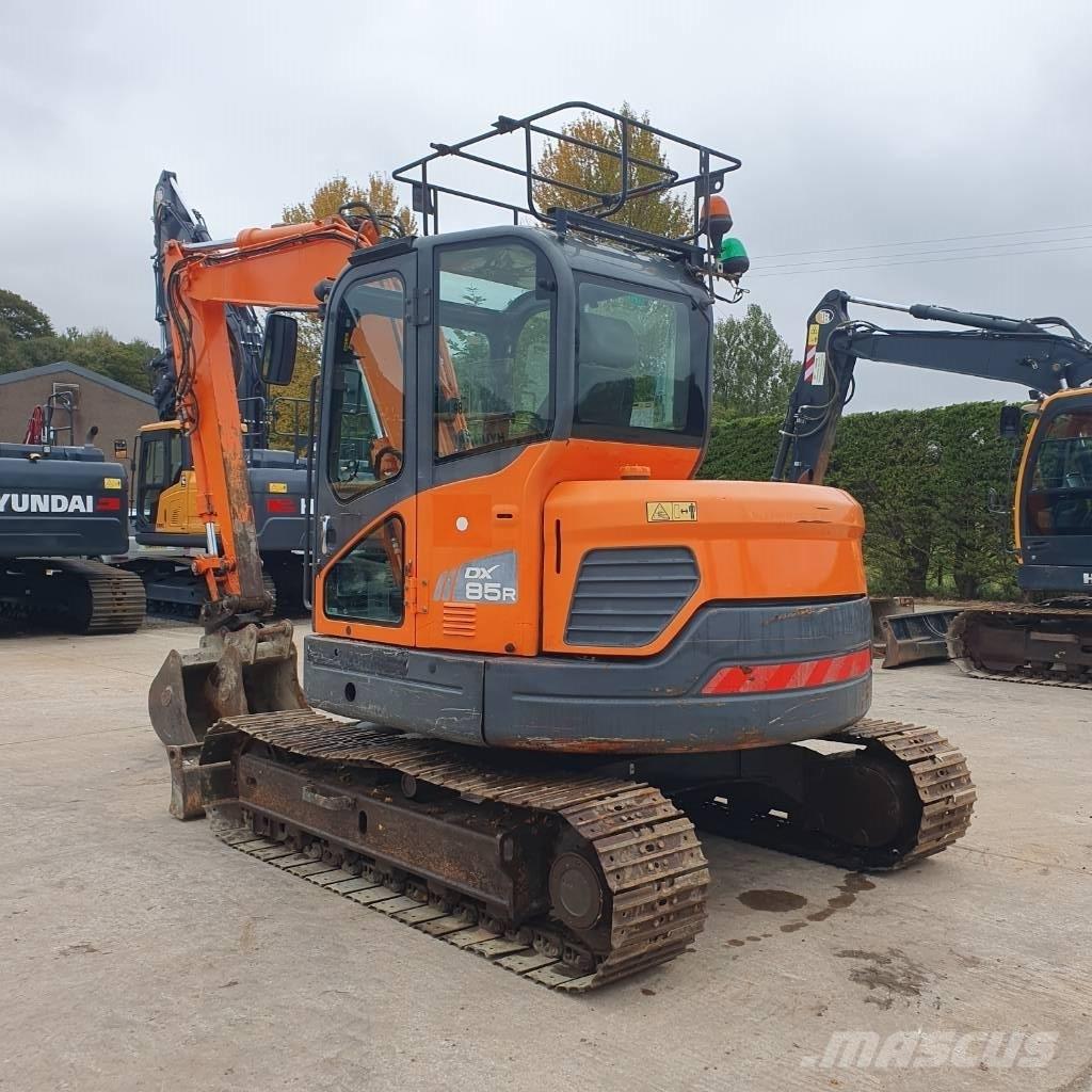 Doosan DX 85 R-3 Közepes (midi) kotrók 7 t - 12 t