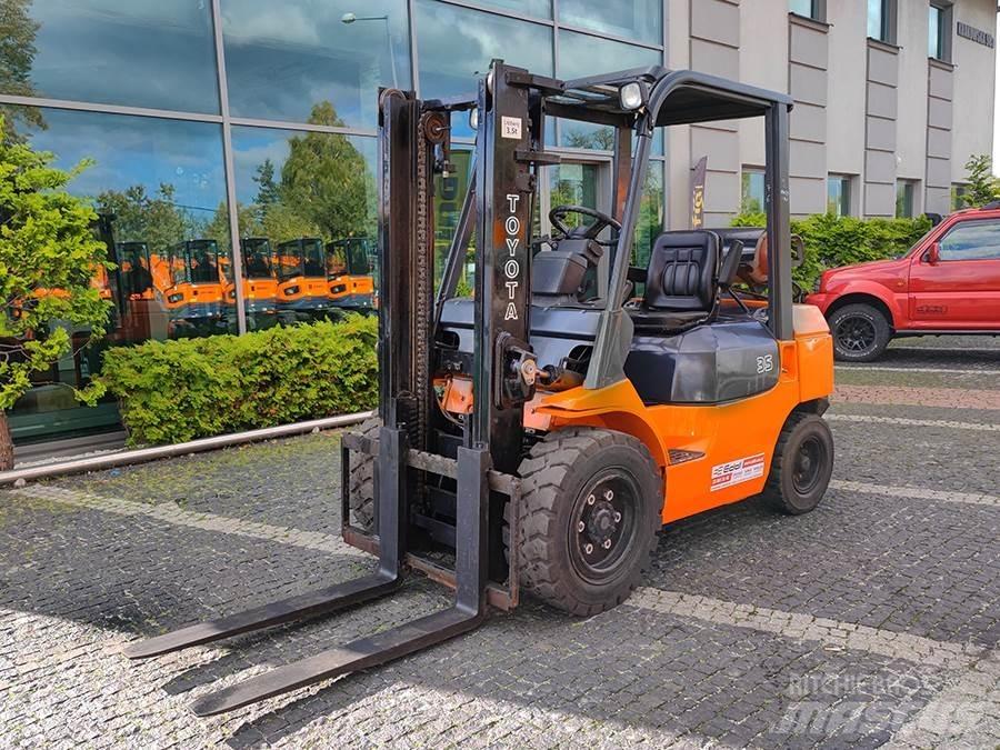 Toyota 7FG35 Gázüzemű targoncák