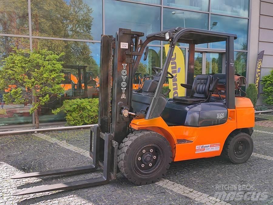 Toyota 7FG35 Gázüzemű targoncák