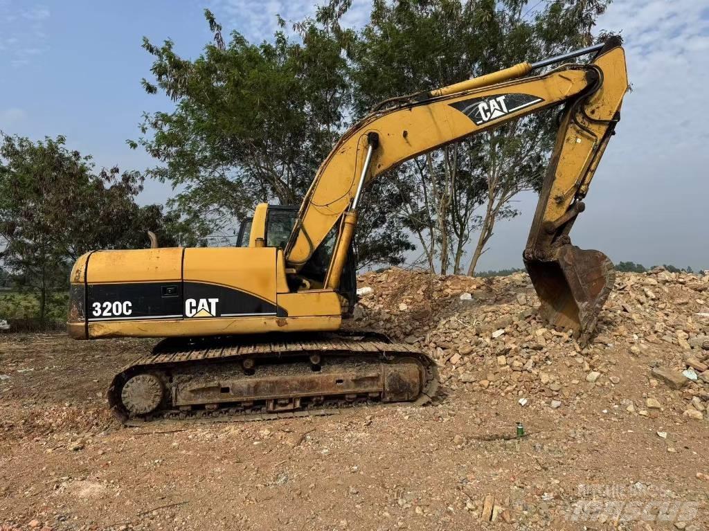 CAT 320 C Lánctalpas kotrók