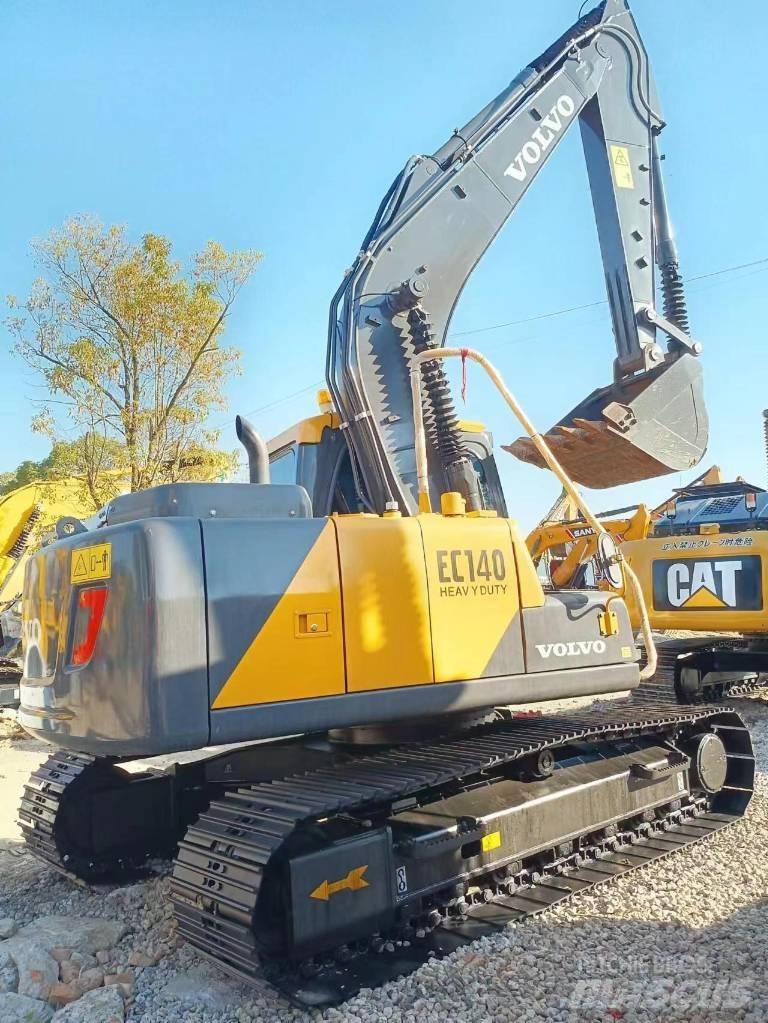 Volvo EC 140 Közepes (midi) kotrók 7 t - 12 t