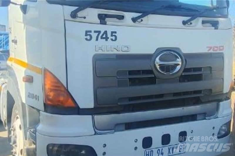 Hino 700 2841 Egyéb