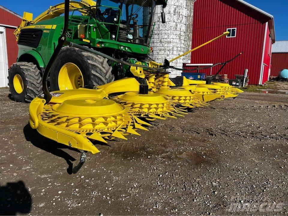 John Deere 772 Egyéb szálastakarmányozási gépek