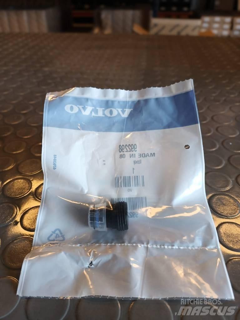 Volvo NIPPLE 992298 Haszonjárművek - Egyéb