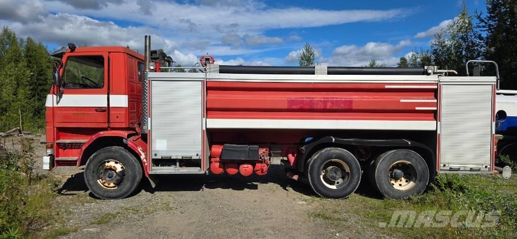 Scania 142 H Tűzoltó