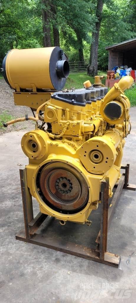 CAT 740B ENGINE Csuklósdömperek