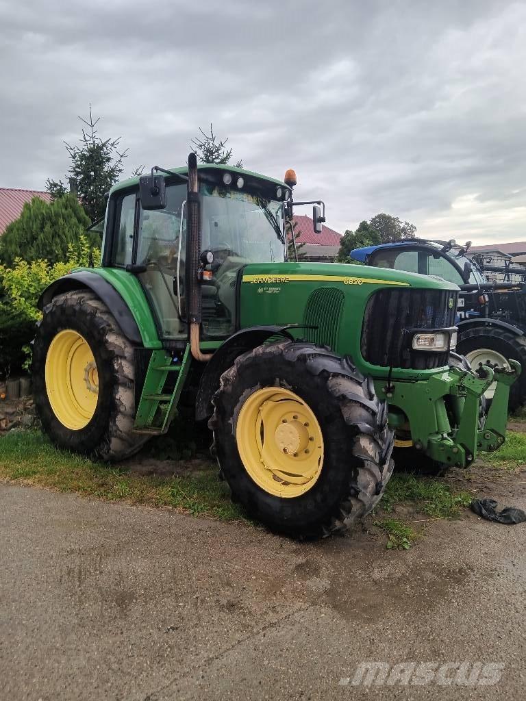 John Deere 6820 6820 Traktorok