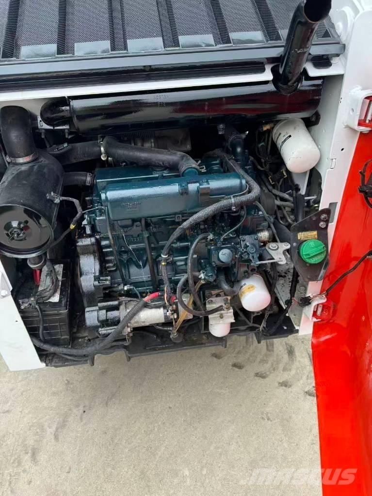Bobcat S 185 Lánctalpas kotrók