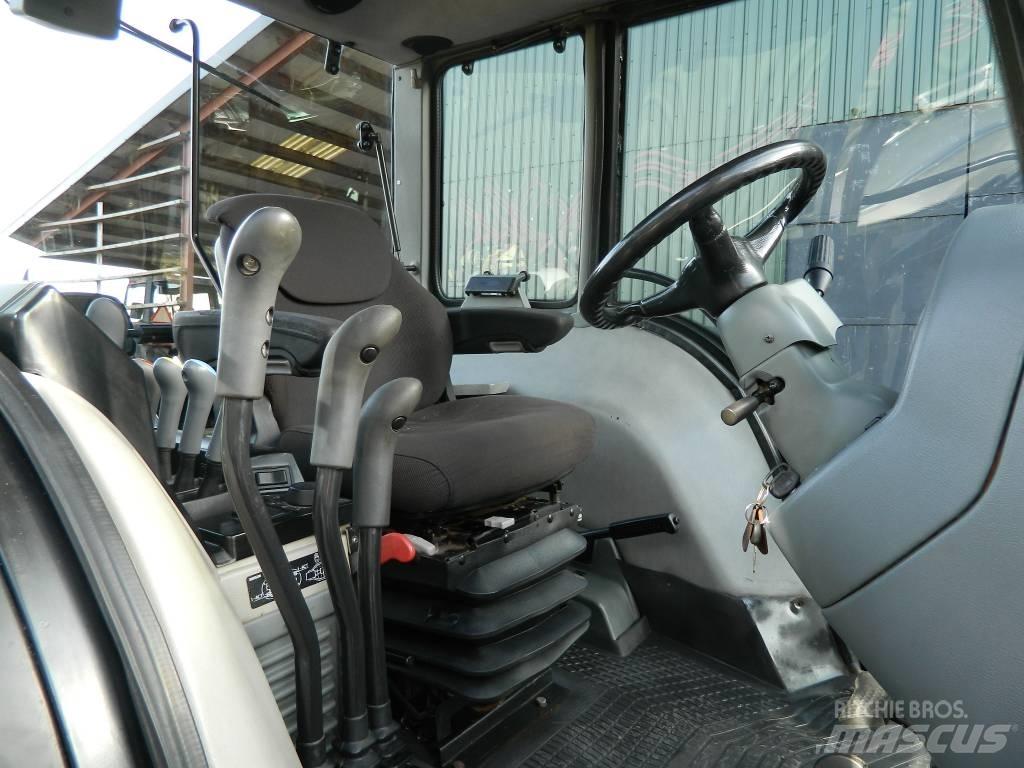 Valtra 8550 Traktorok