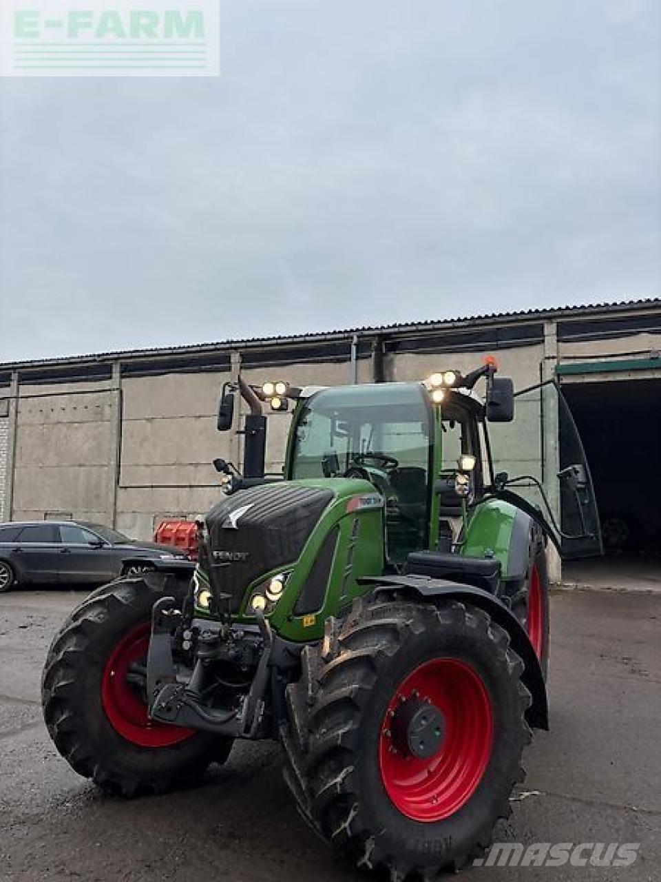 Fendt 724 vario Traktorok