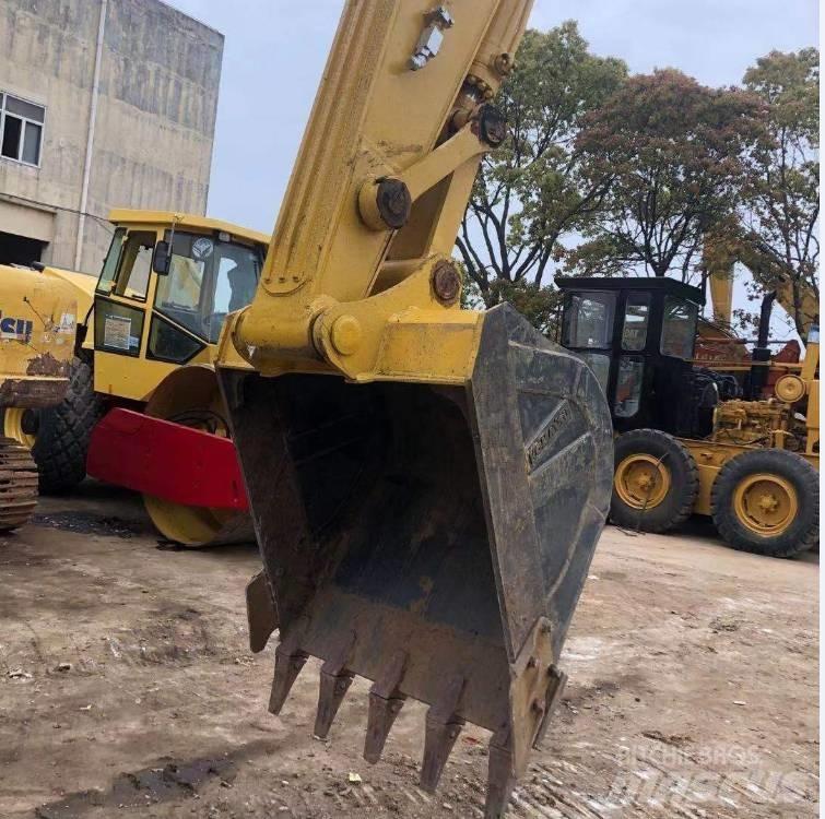 Komatsu pc220-8 Lánctalpas kotrók