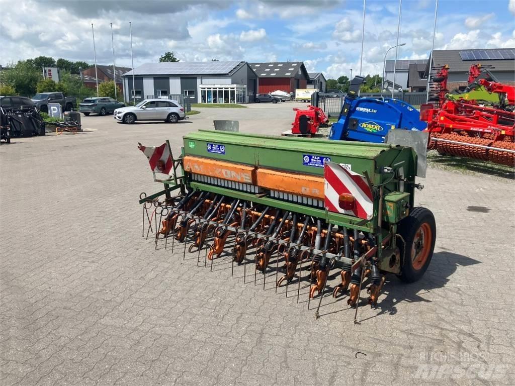 Amazone D8 / 30 E Sorvetőgép