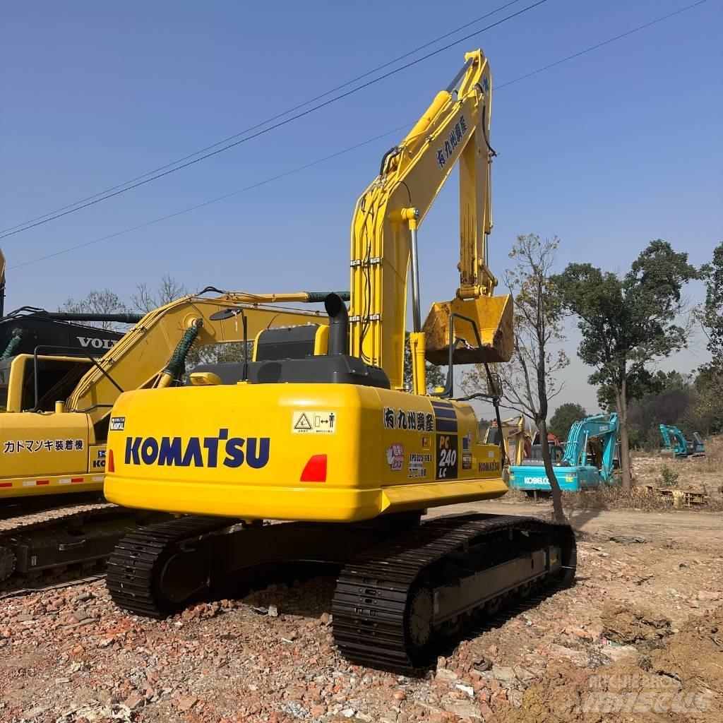 Komatsu PC 240 Lánctalpas kotrók