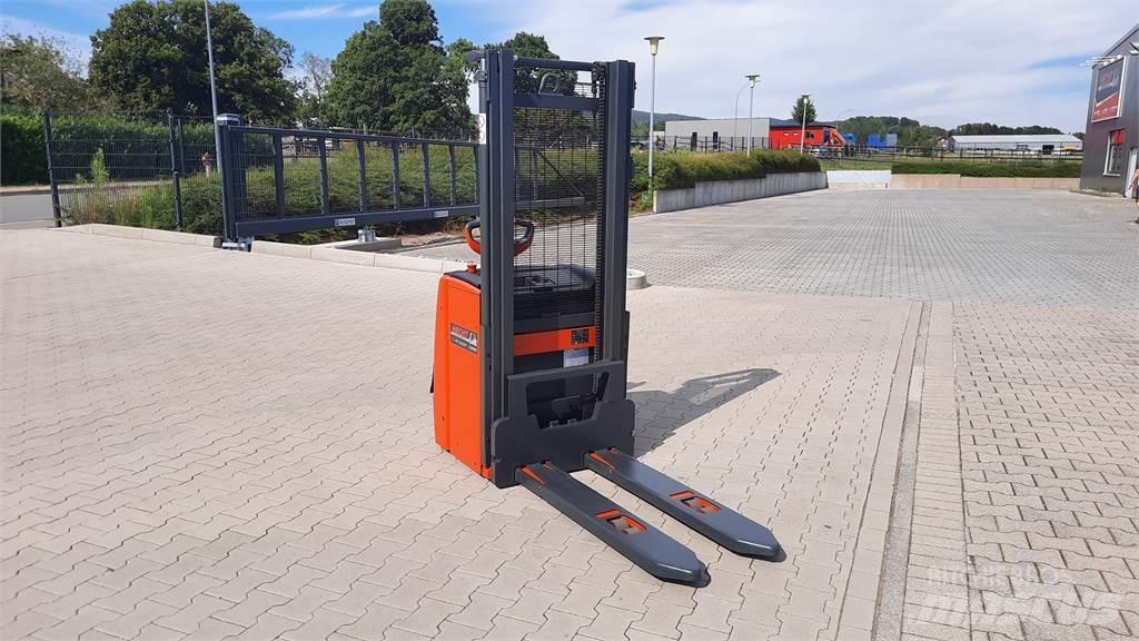 Linde L16 - BR1173 Gyalogkíséretű targonca
