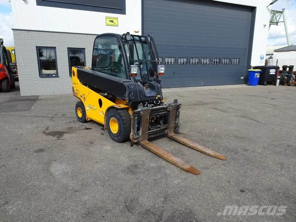 JCB TLT30 Teleszkópos rakodók