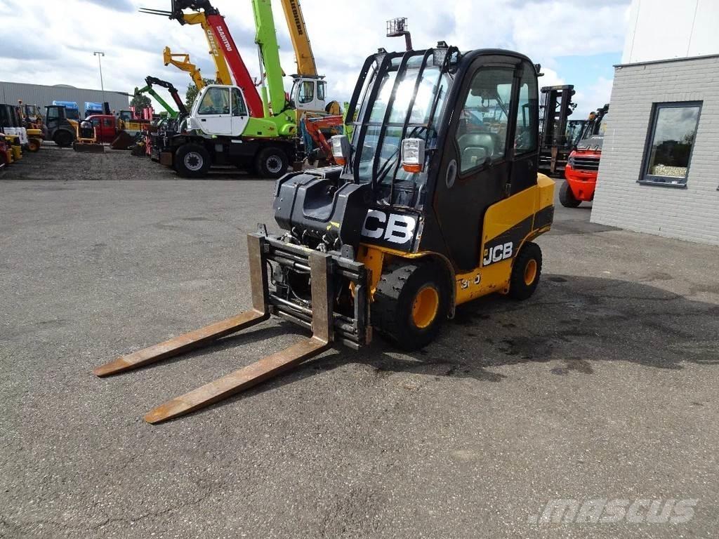 JCB TLT30 Teleszkópos rakodók