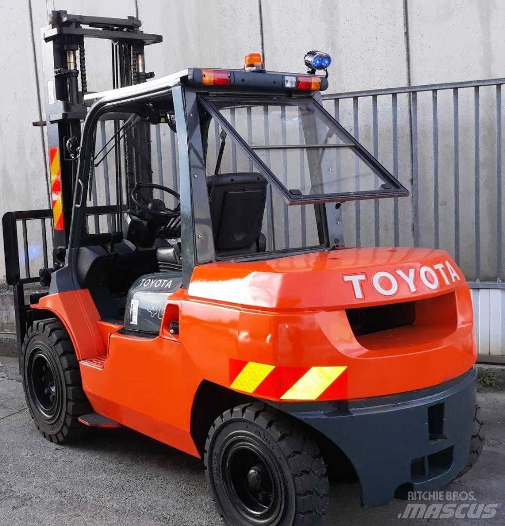 Toyota 7 FD 40 Dízel targoncák