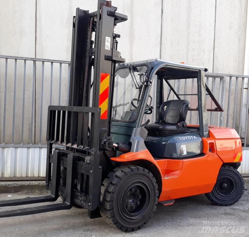 Toyota 7 FD 40 Dízel targoncák