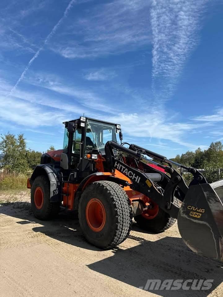 Hitachi ZW 140 Gumikerekes homlokrakodók